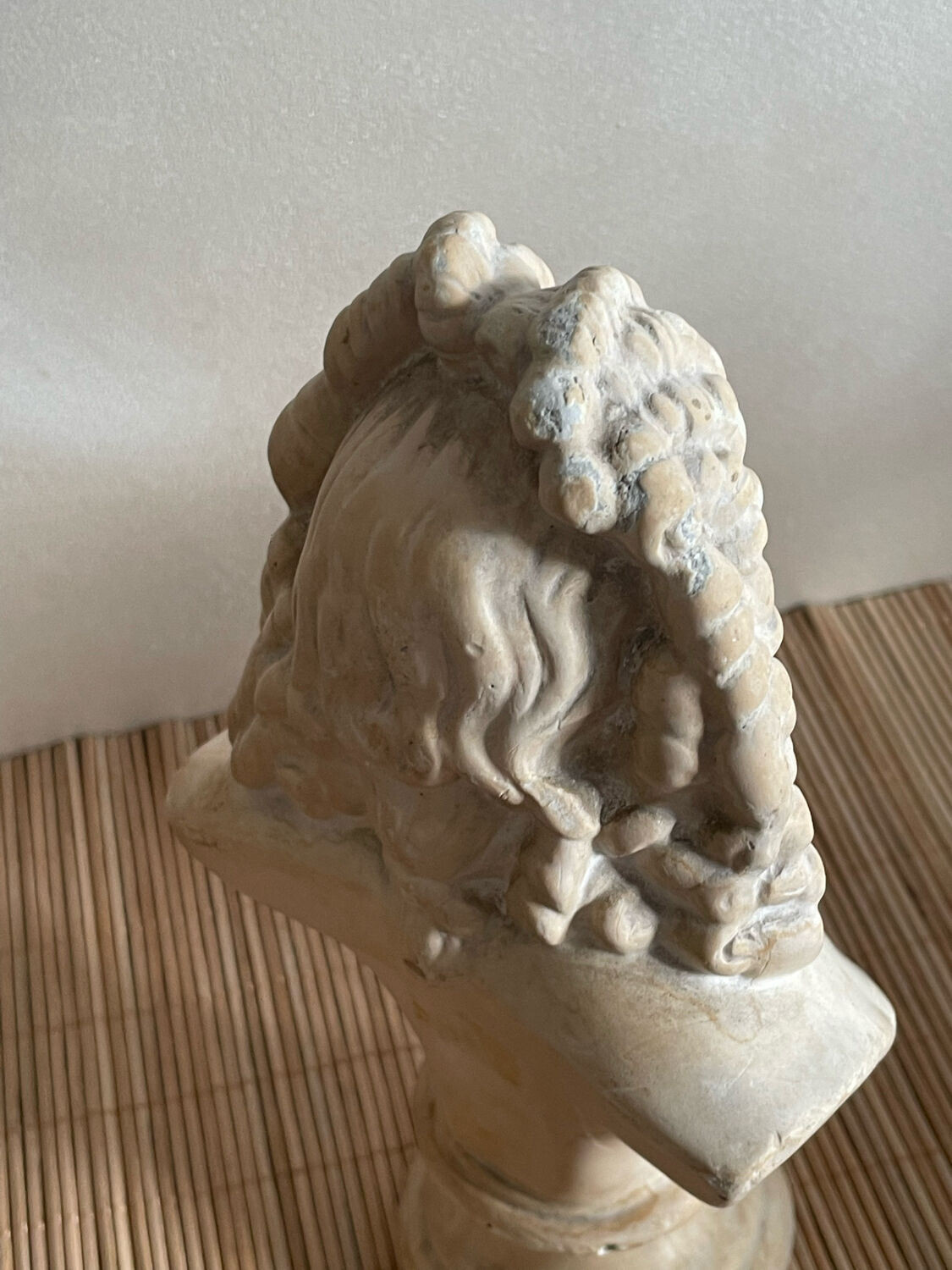 Buste en plâtre Handels