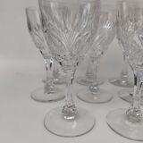 8 grands verres en cristal de saint Louis, modèle Moselle. Années 30.