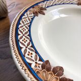 7 Creil Montereau plates