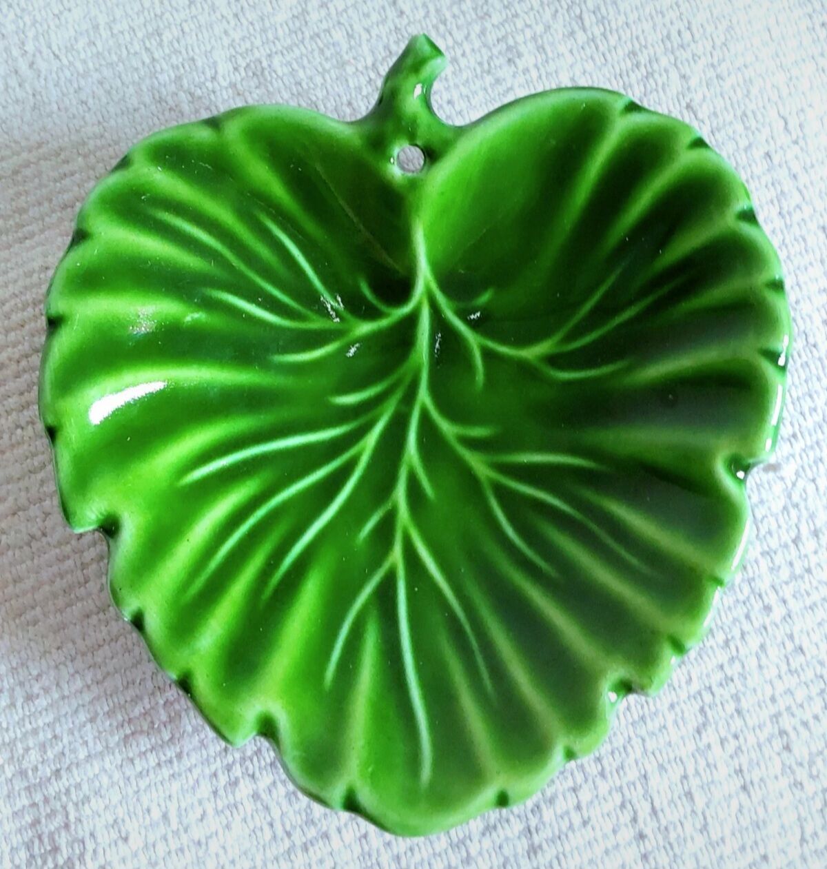 Three. Vintage leaf decoration pockets