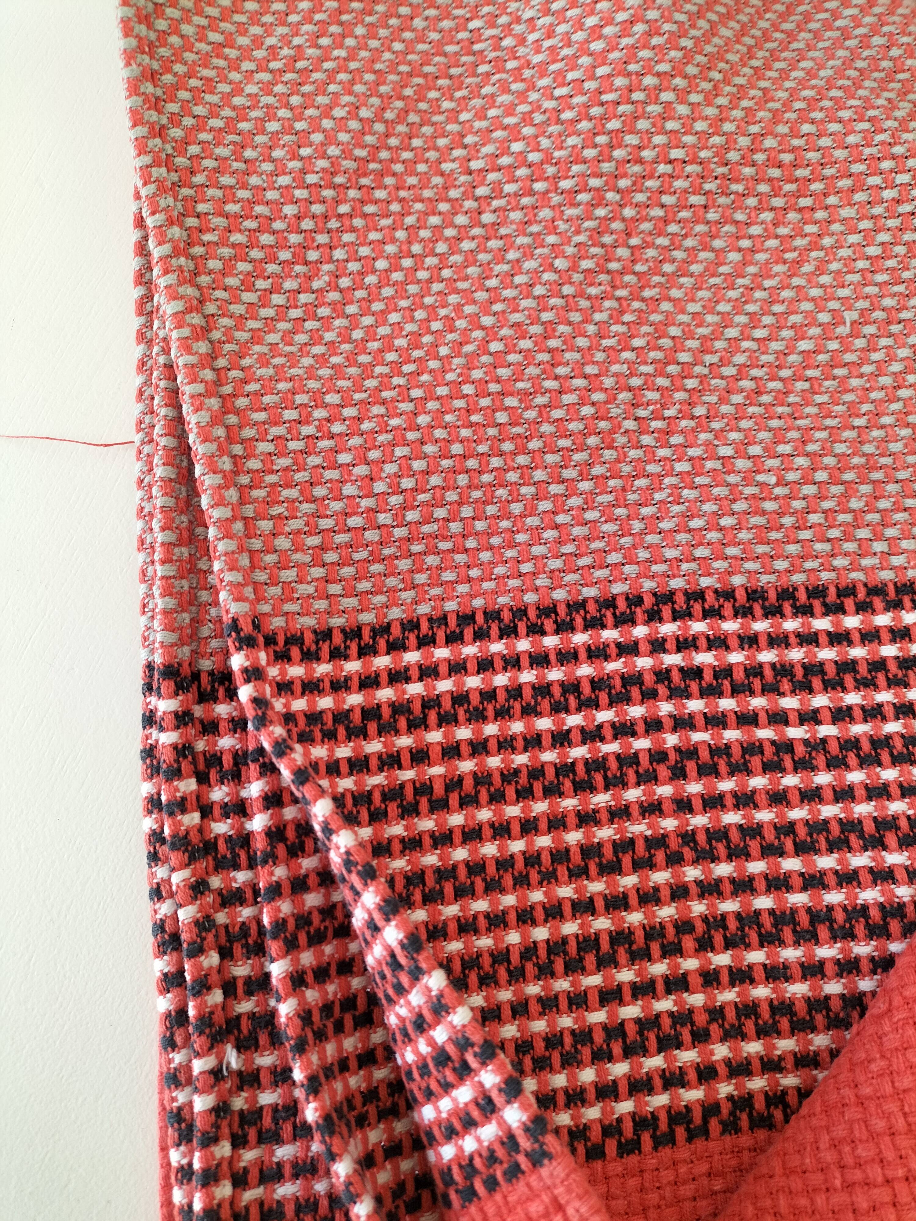 Coral and grey tablecloth and 12 napkins, retro Scandinavian style, 1960s