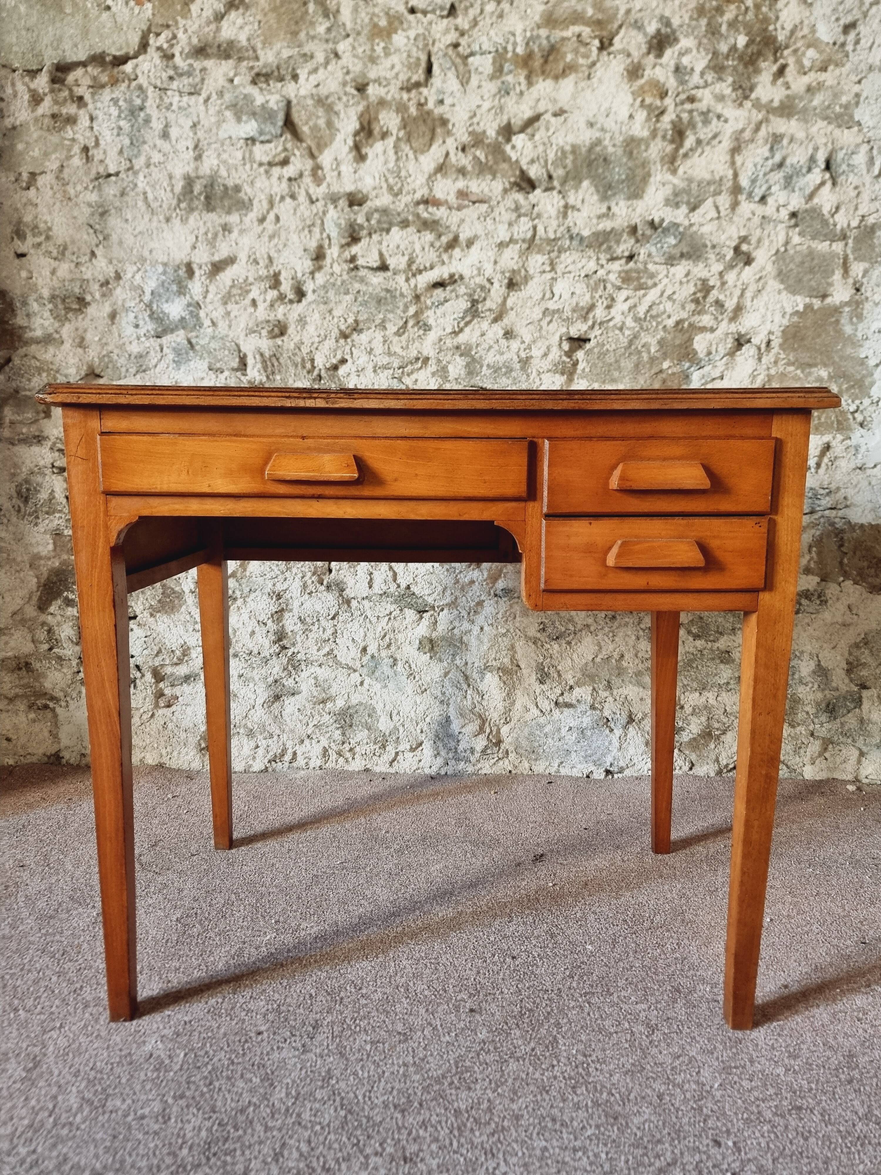 Vintage children's desk – France, 1950s