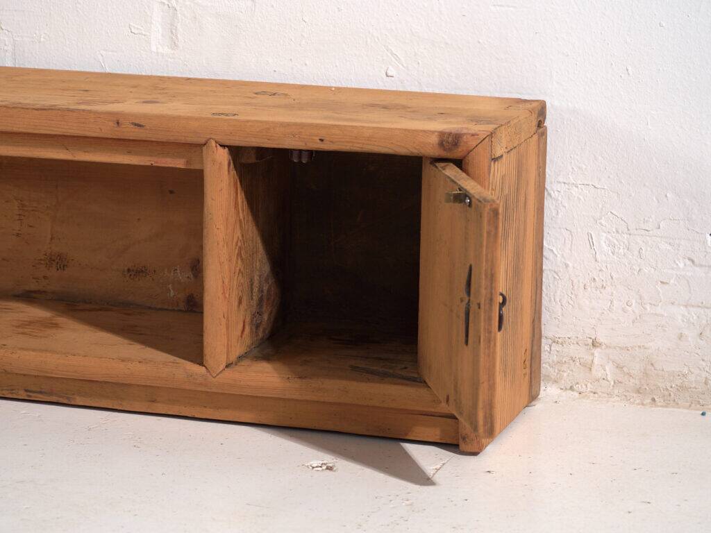 Old pine wood buffet – China, circa 1930