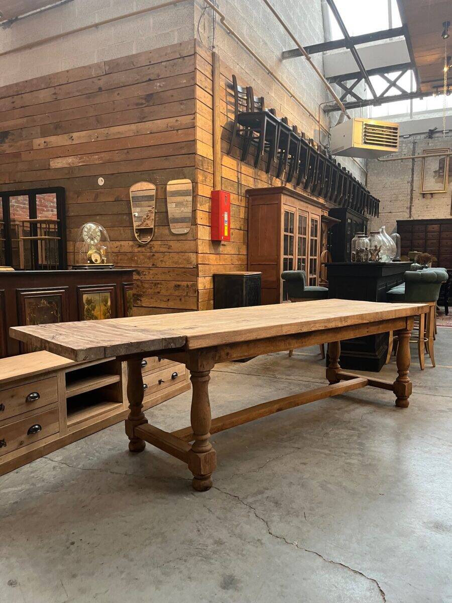 Early 20th century oak farmhouse table