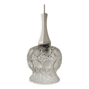 Suspension verre moulé