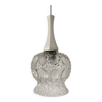 Suspension verre moulé pressé années 60