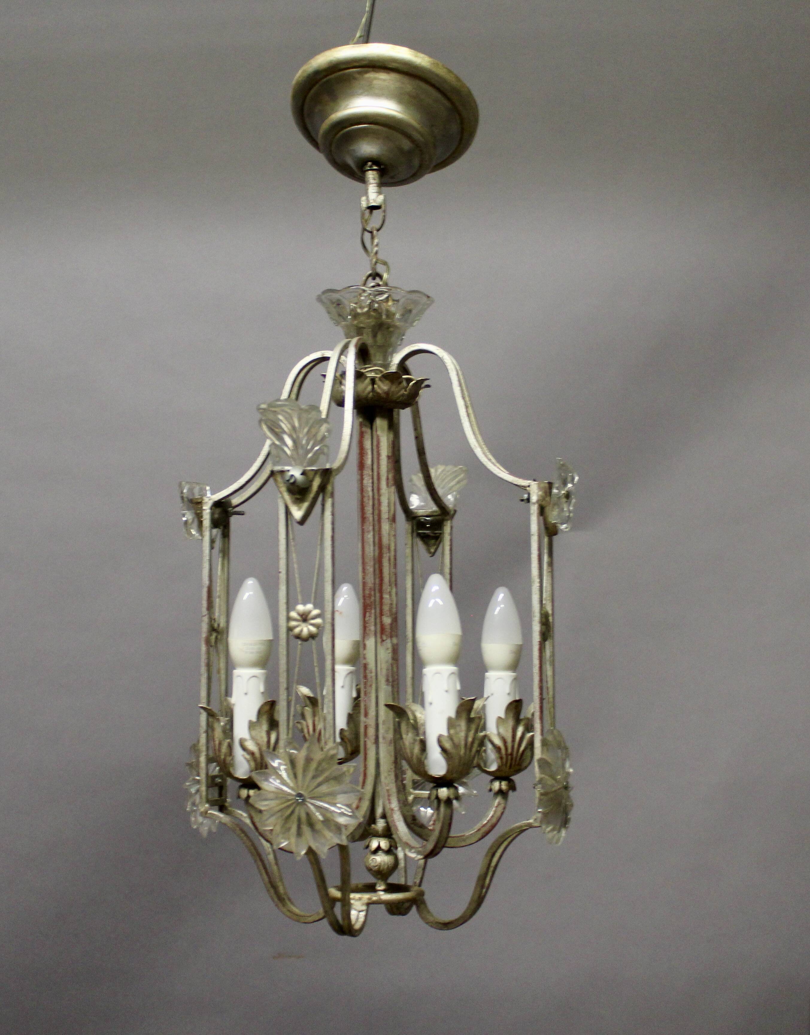 Chandelier Atelier Banci in Florence with 4 lights.