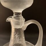 Carafe ancienne en verre soufflé, dotée d’un superbe effet craquelé