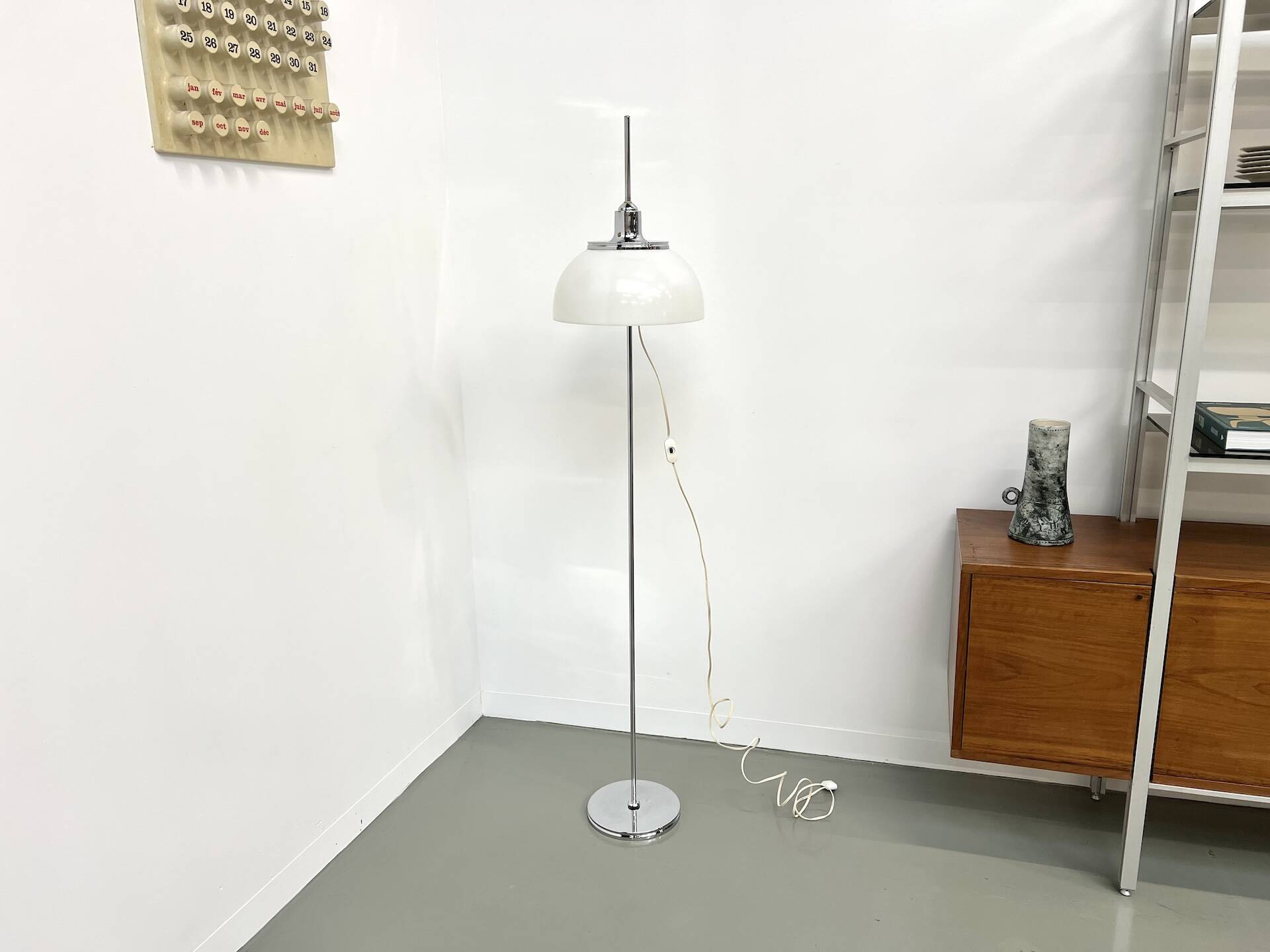 'faro' floor lamp by Harvey Guzzini