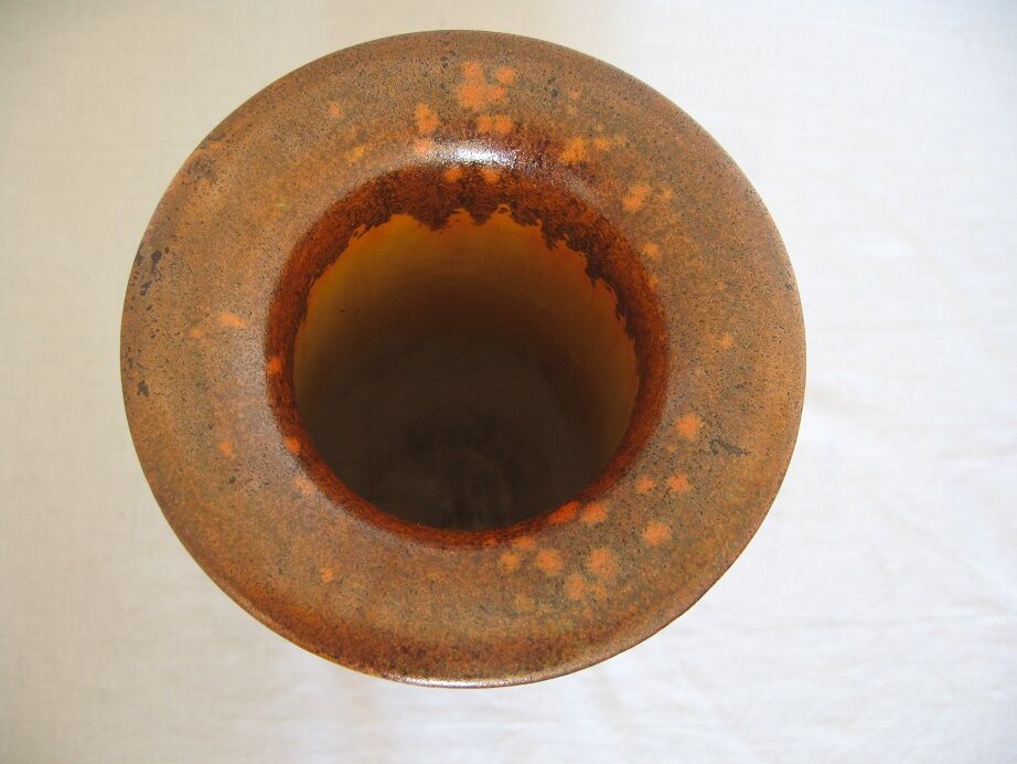 Orange ceramic vase design