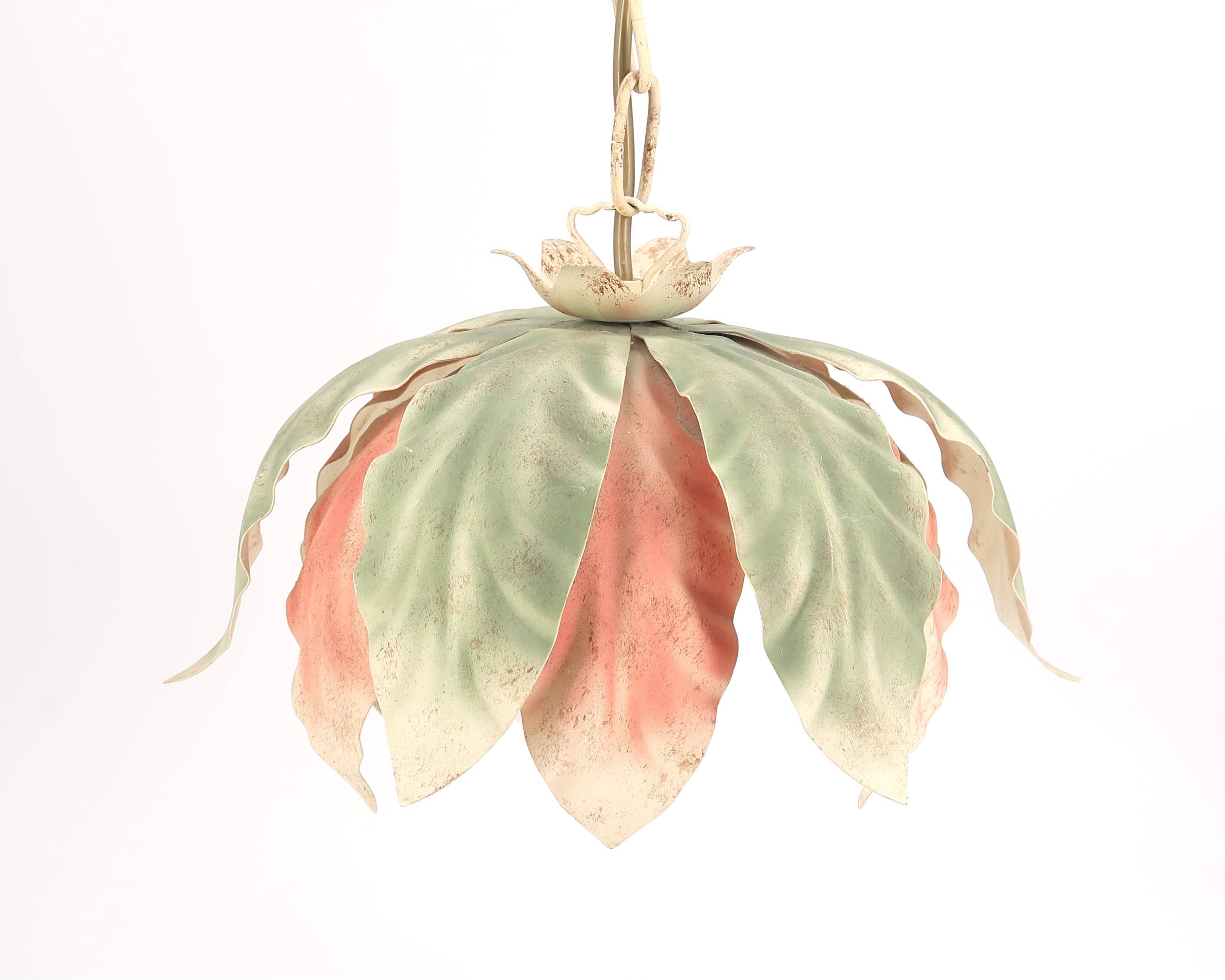 Flower and leaf suspension in pastel tones, 80s