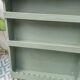 Etagère en bois patiné