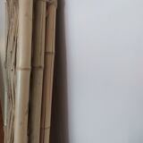 Artisanal screen separator of bamboo pieces