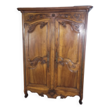 Low walnut cabinet from the late 18th century