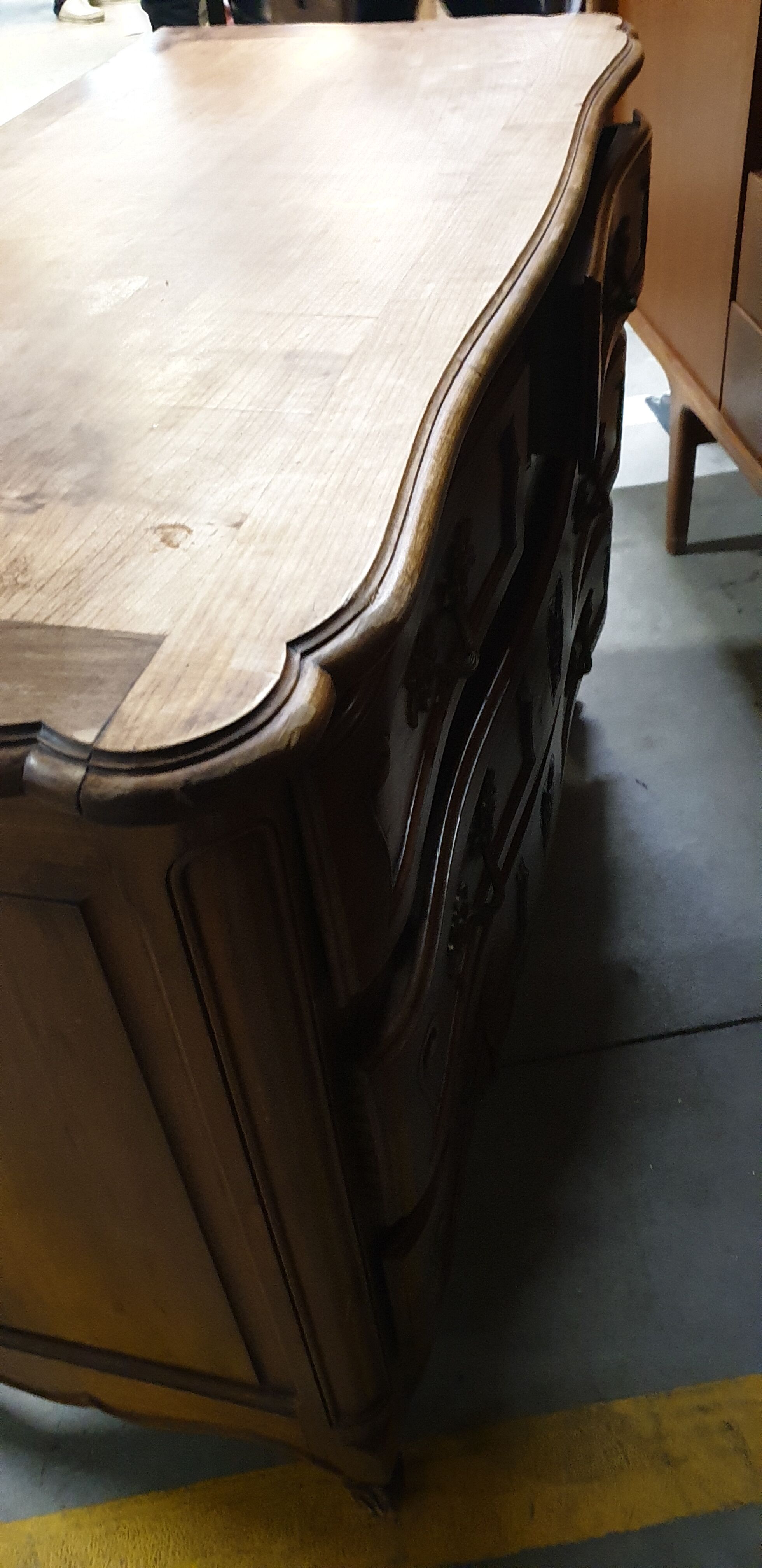 Commode louis xv 3 drawers