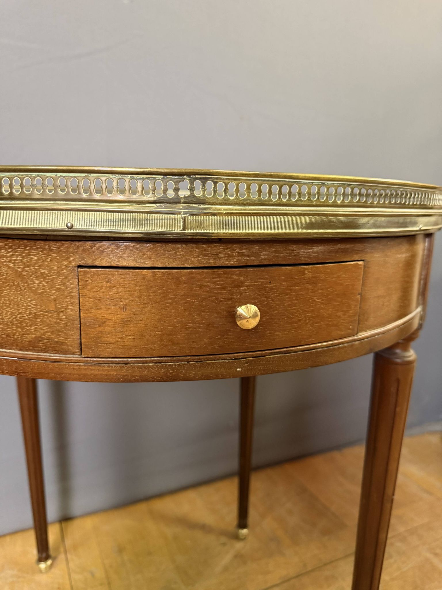 Table Bouillotte Louis XVI en Acajou XXème