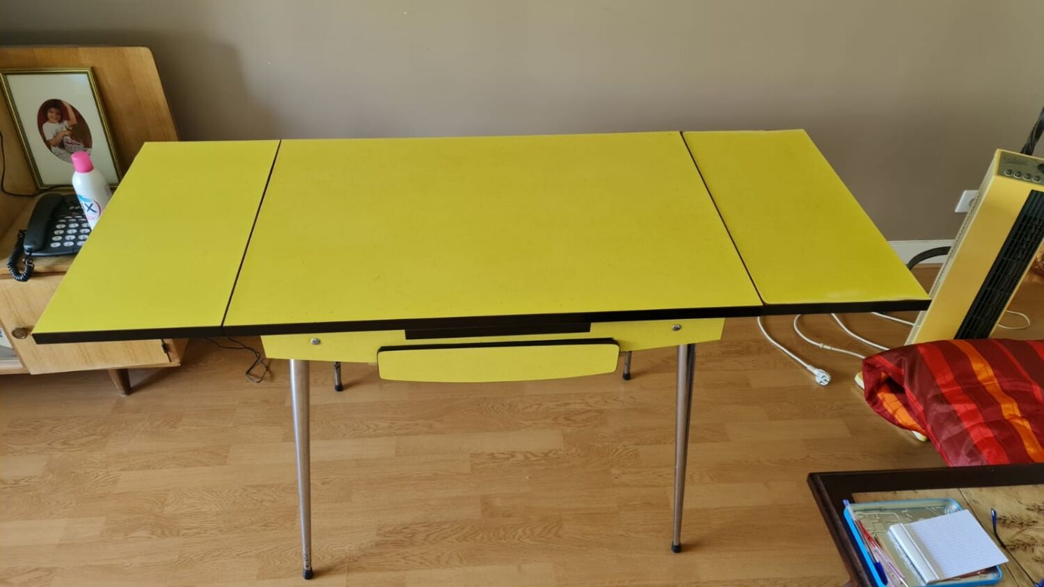 Vintage table in yellow formica