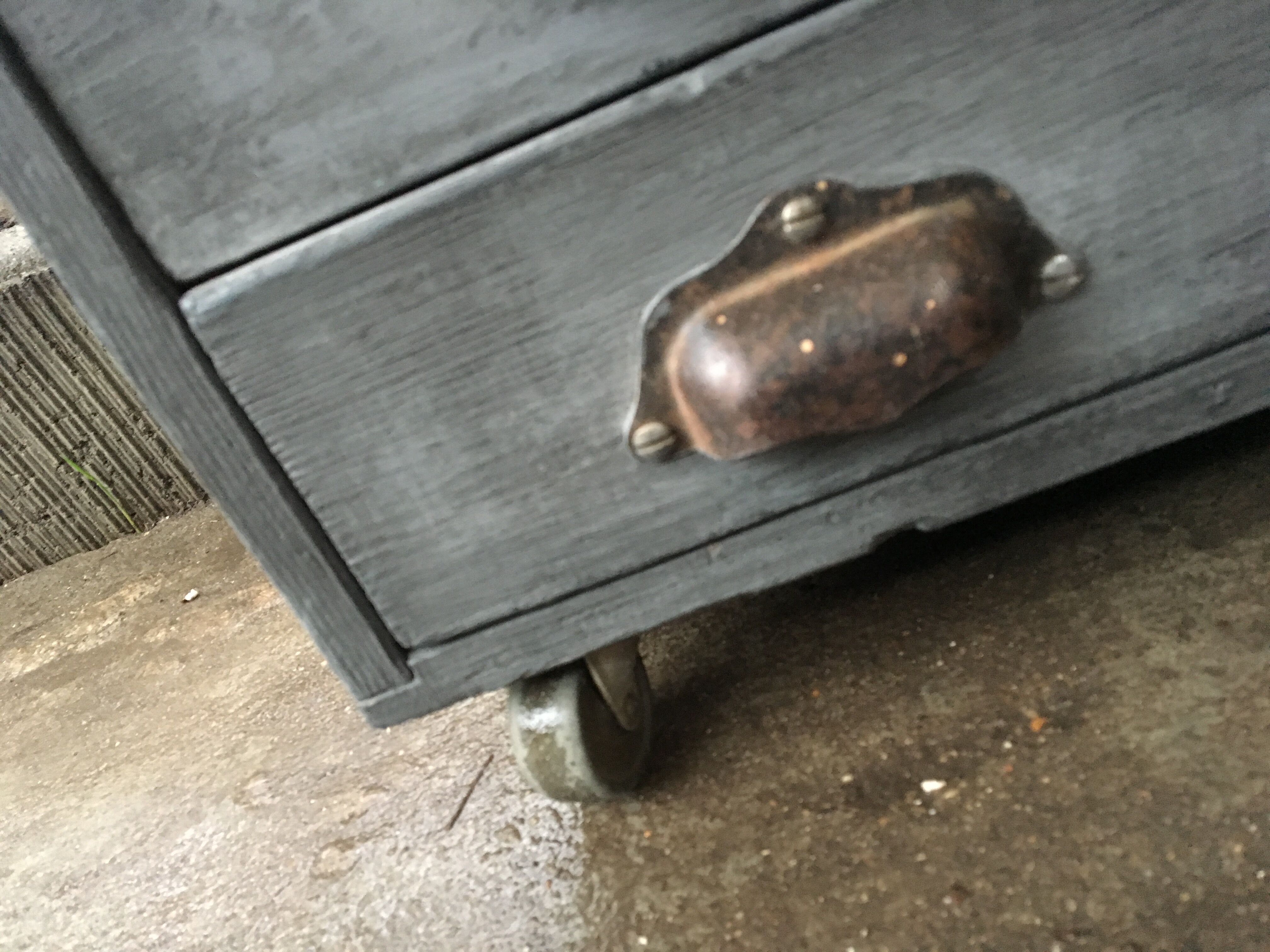 Furniture business with drawers