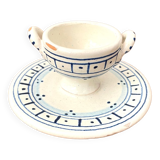 Vintage cockroster with integrated saucer
