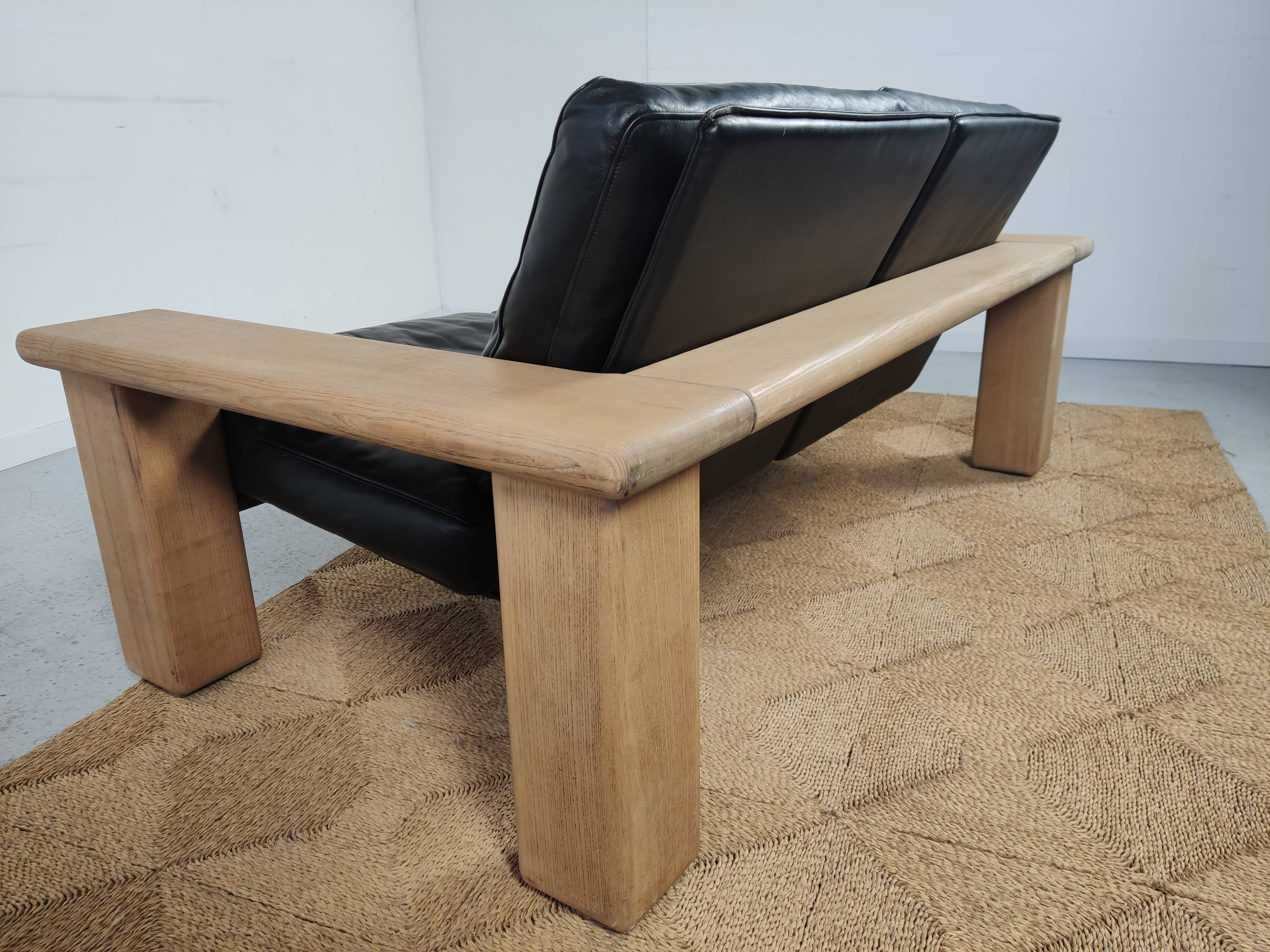 Walter Knoll leather sofa in leather and light oak, 1980