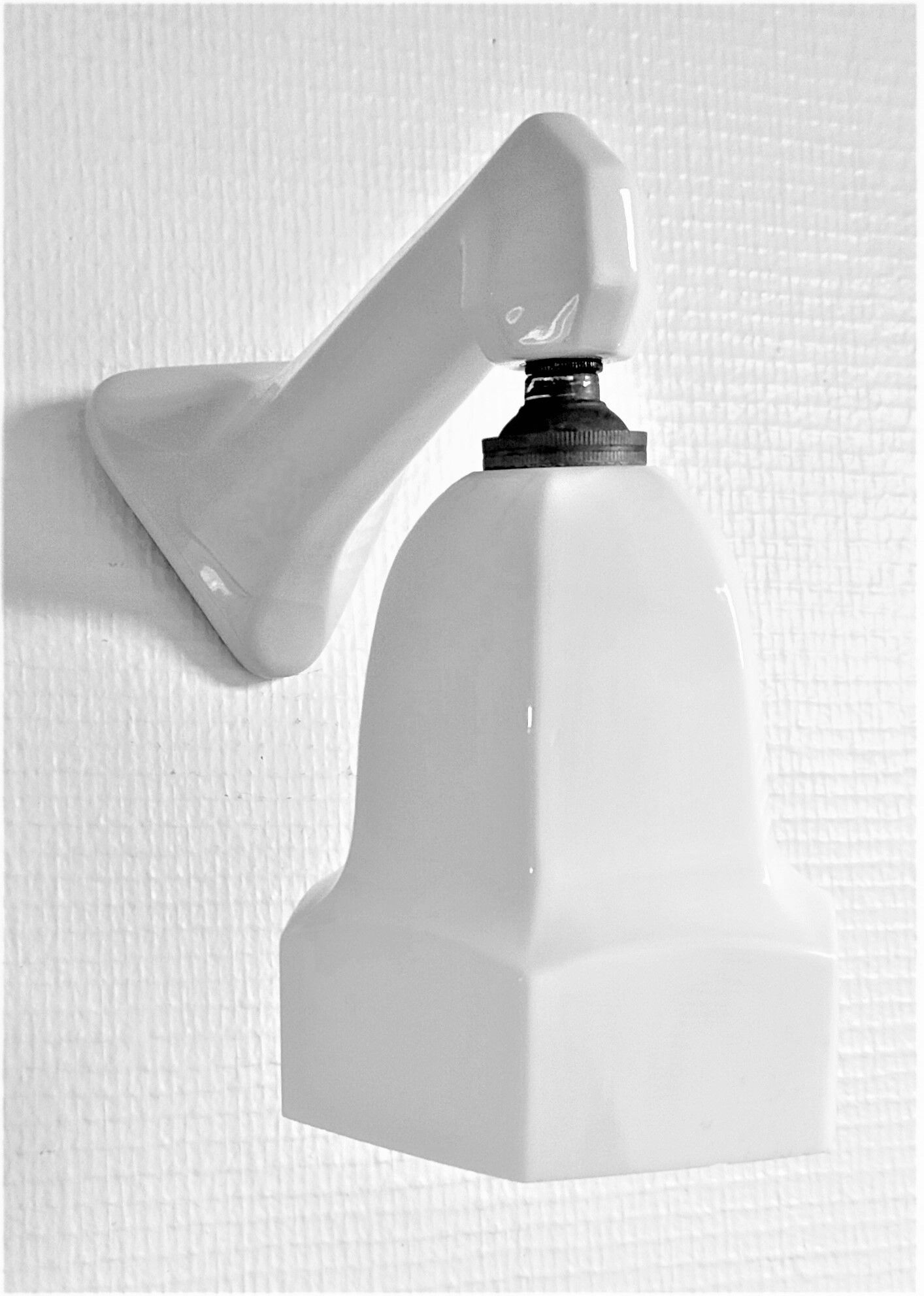 Wall lamp Art Deco opaline porcelain years 20-30