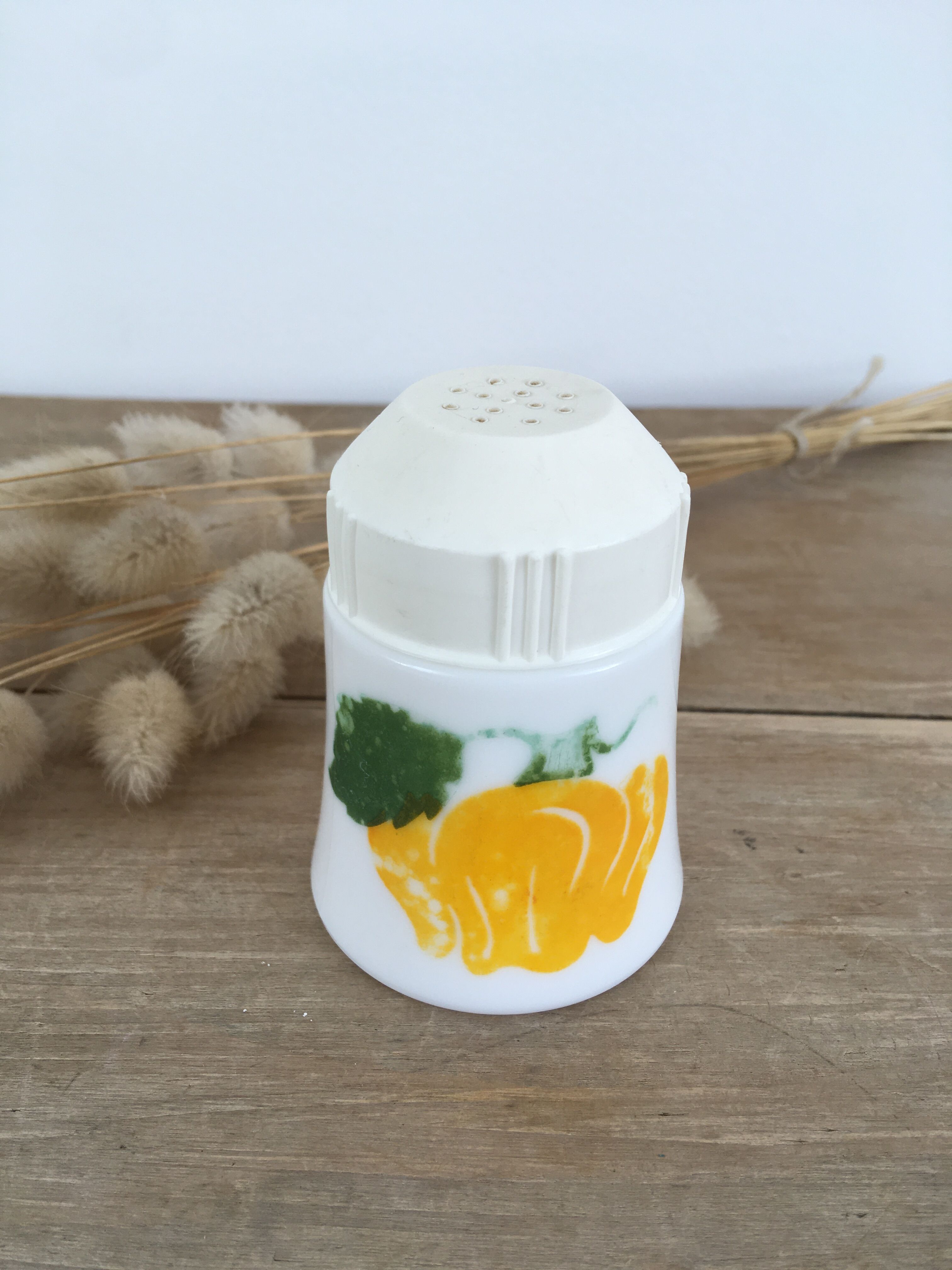 Trio de salières en opaline