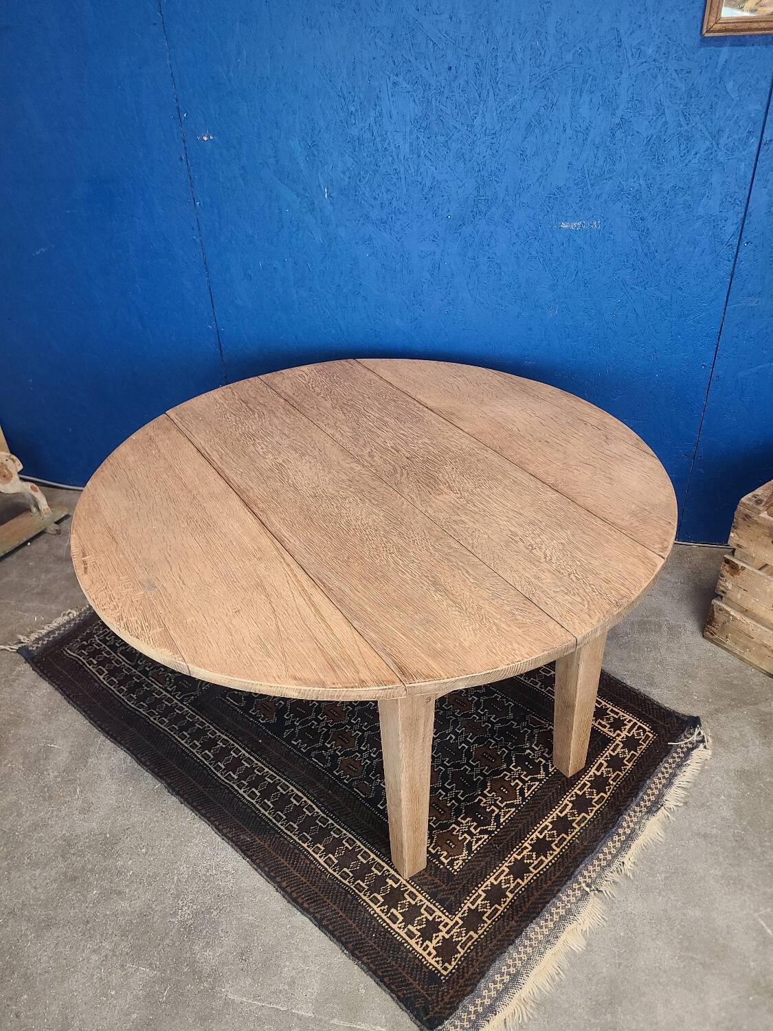 Vintage farmhouse coffee table with flap