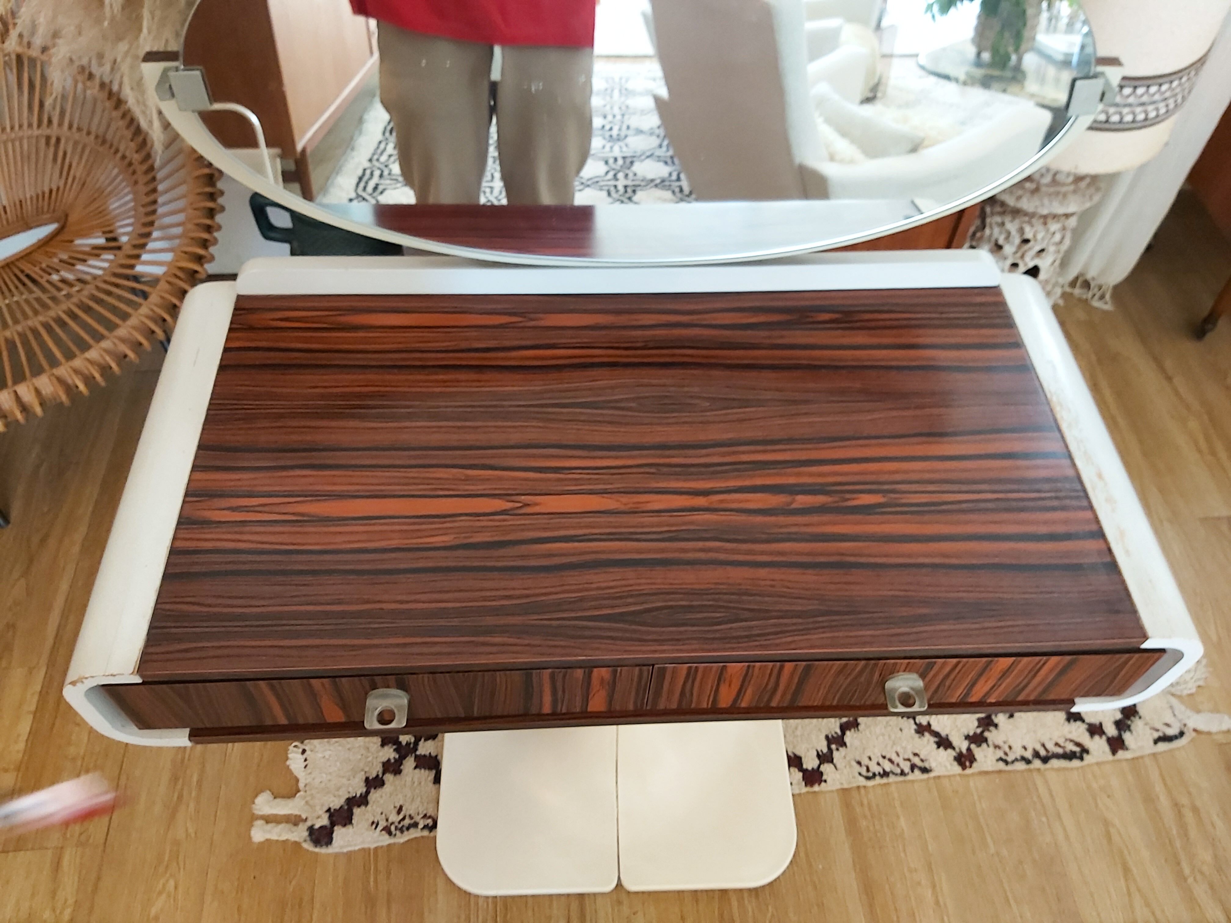 Coiffeuse années 70 pied tulipe