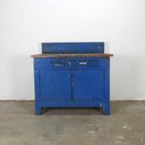 Flea market establishment