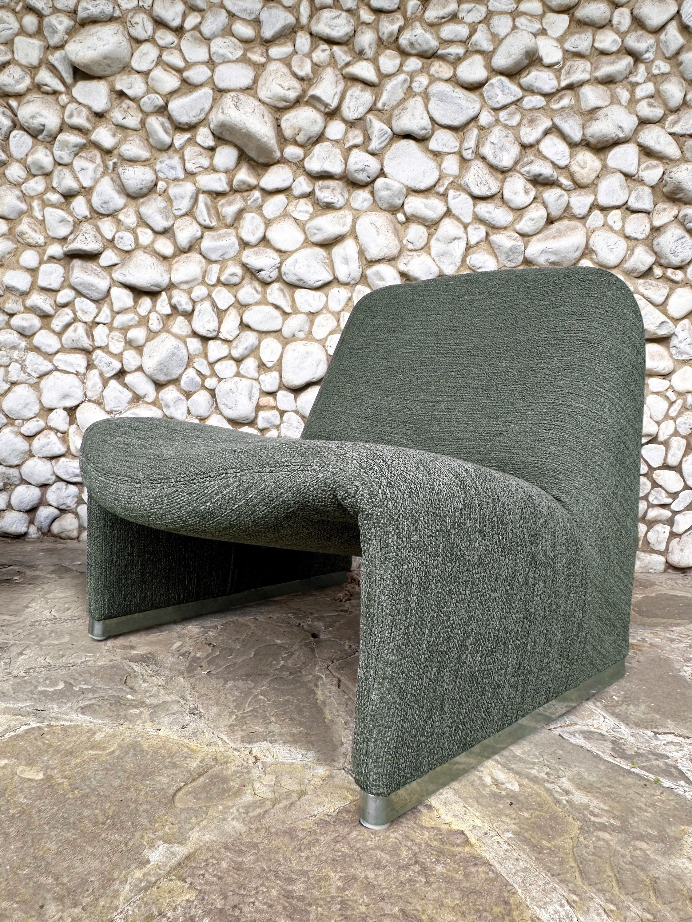 Paire de fauteuils Alky Giancarlo Piretti, Castelli 1970s, bouclé Minotti