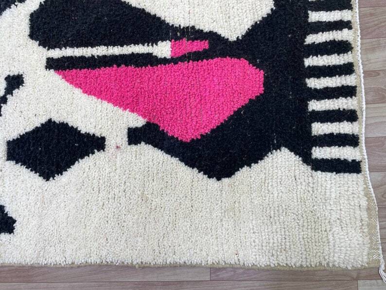 Berber Moroccan rug 200cm x 250cm