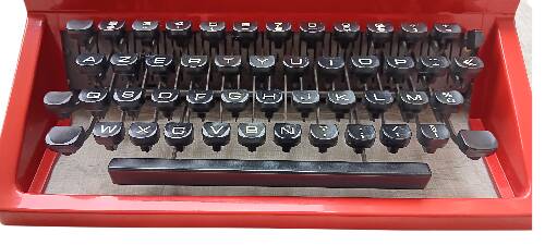 Machine a ecrire olivetti oxford s rouge