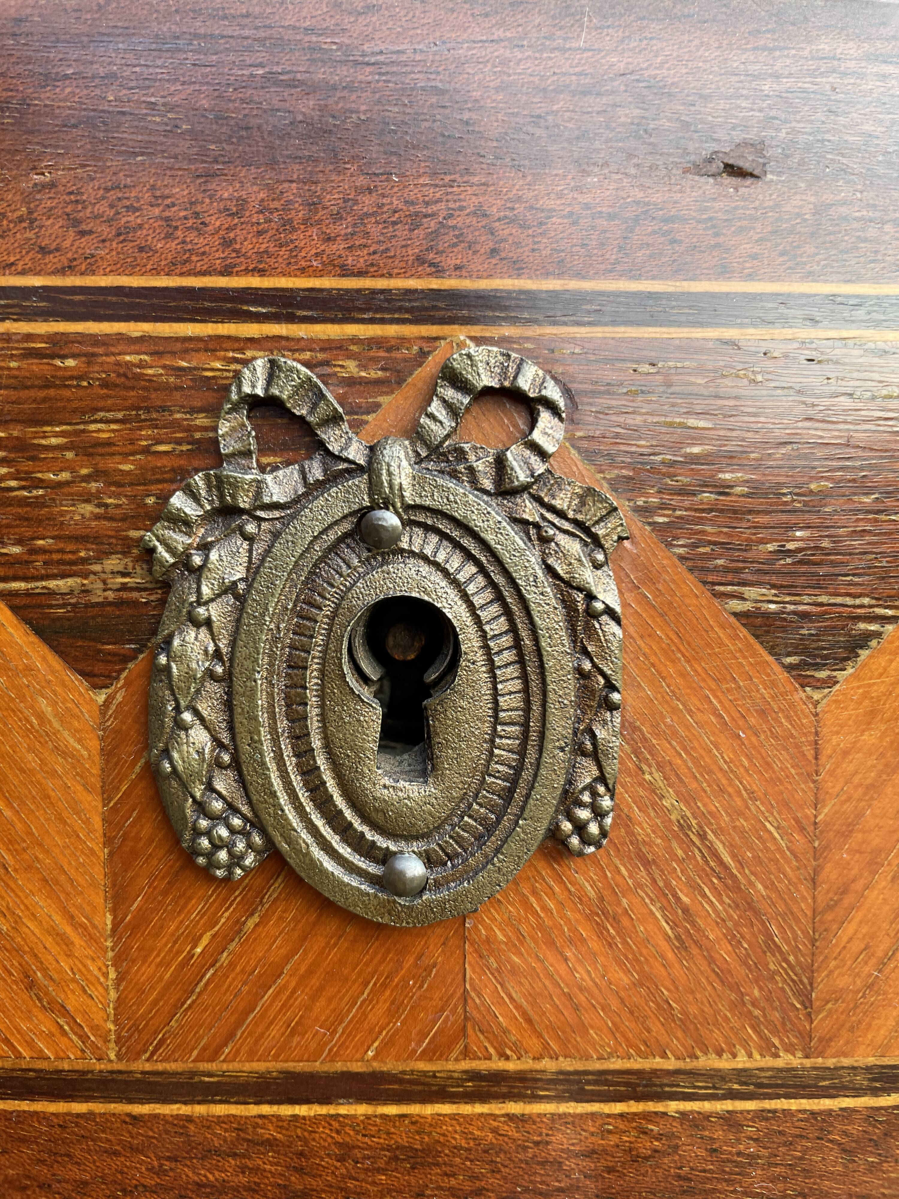 Secretary marquetry XIXth