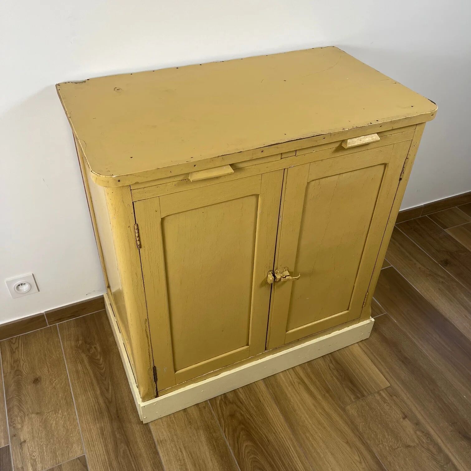 Antique butter yellow kitchen sideboard, late 19th - early 20th century.