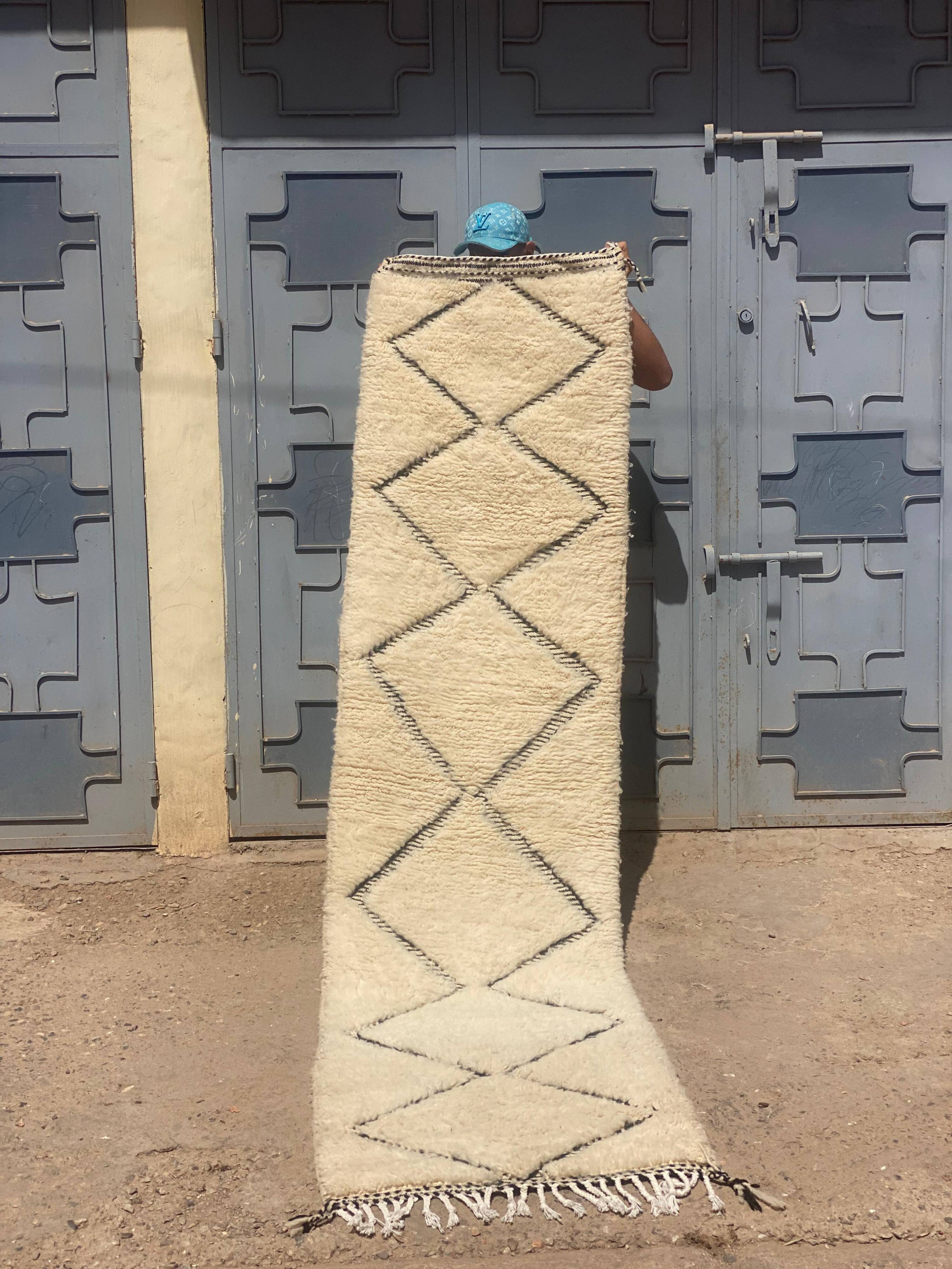 Tapis marrocan beni ouarine 250/80cm