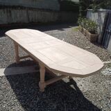 Large solid oak table with extensions