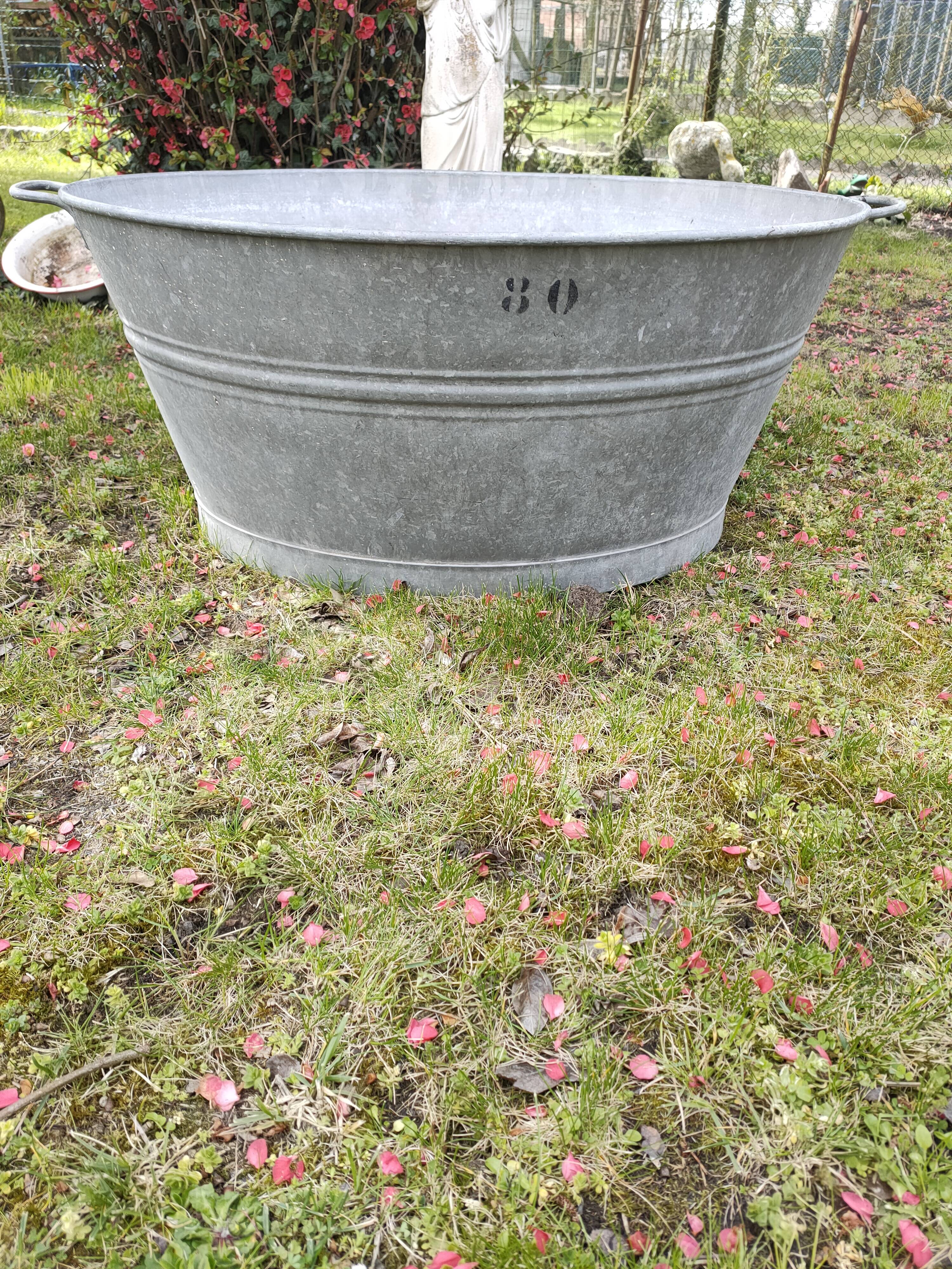 Bassine en zinc