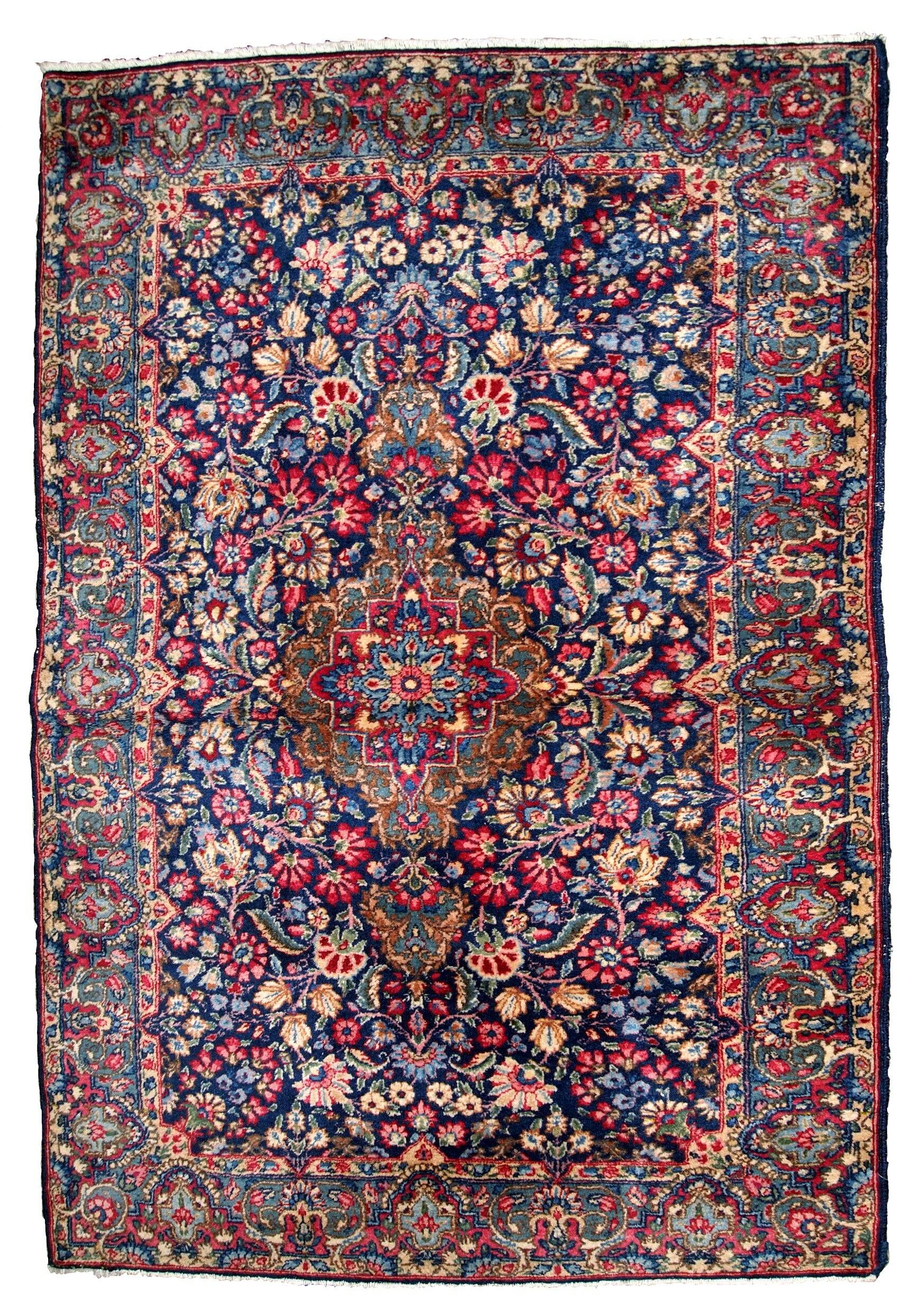 Handmade antique Persian Kerman rug 4' x 6.4' (122cm x 195cm) 1920s