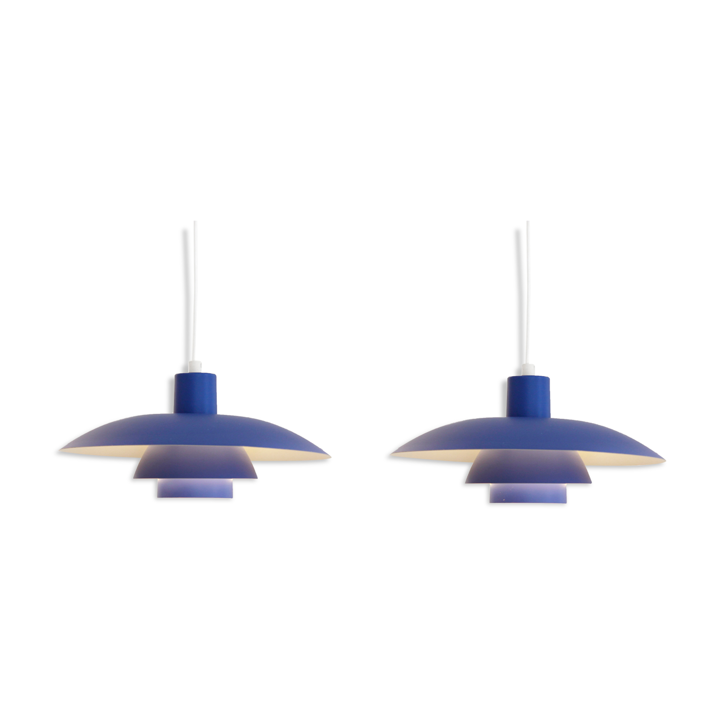 Ensemble de deux suspensions bleues PH4/3 par Poul Henningsen pour Louis Poulsen