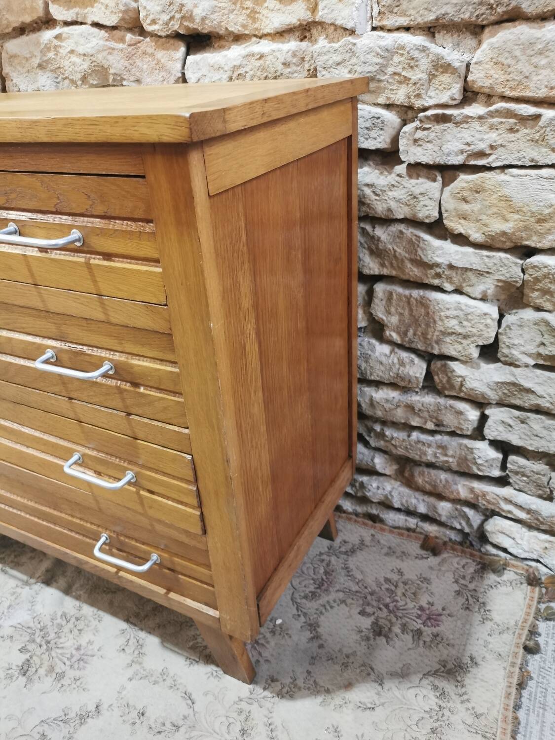 Commode vintage