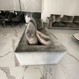 Casadesus sofa