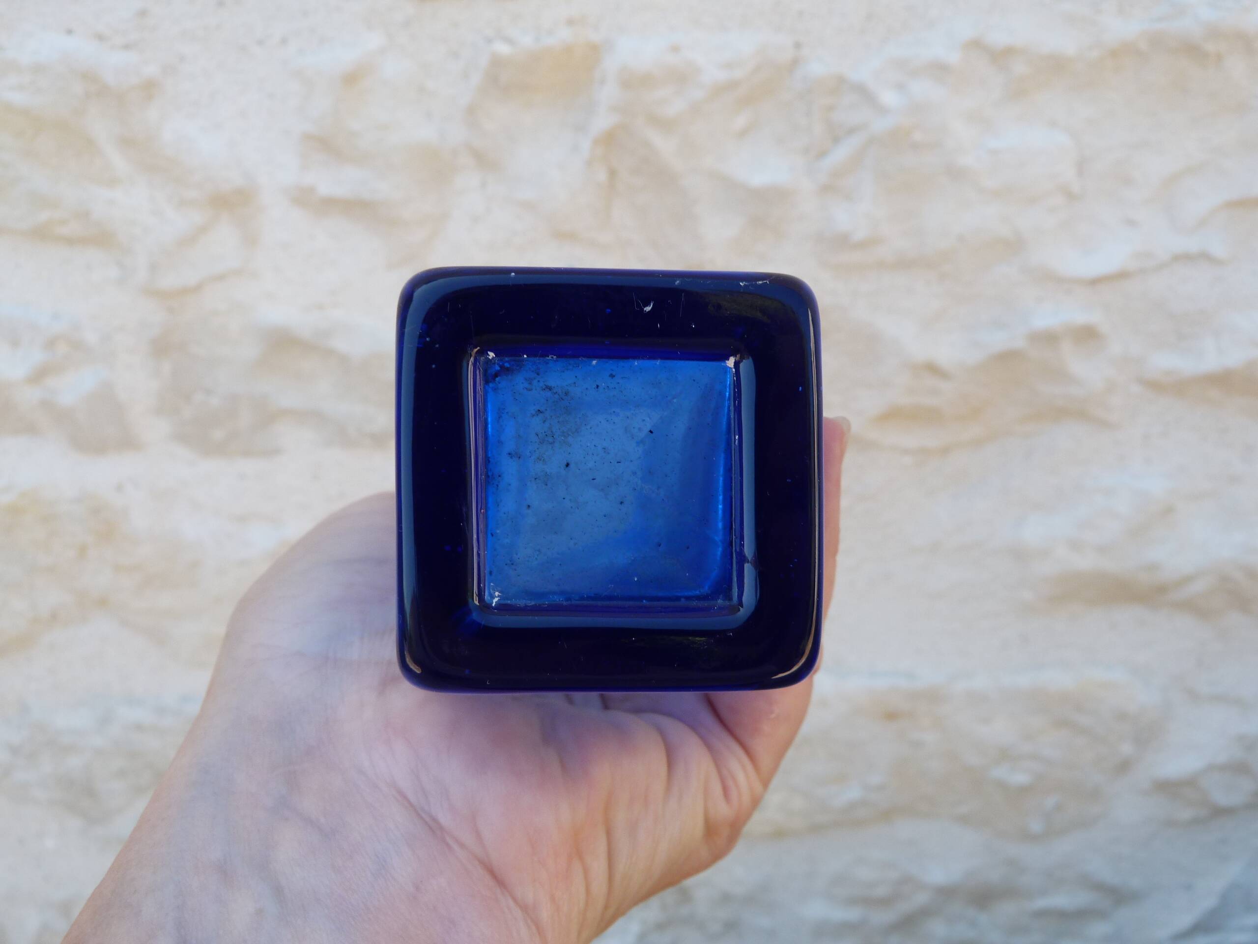 Vase vintage en verre bleu