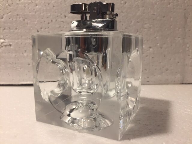Crystal crystal cube table lighter