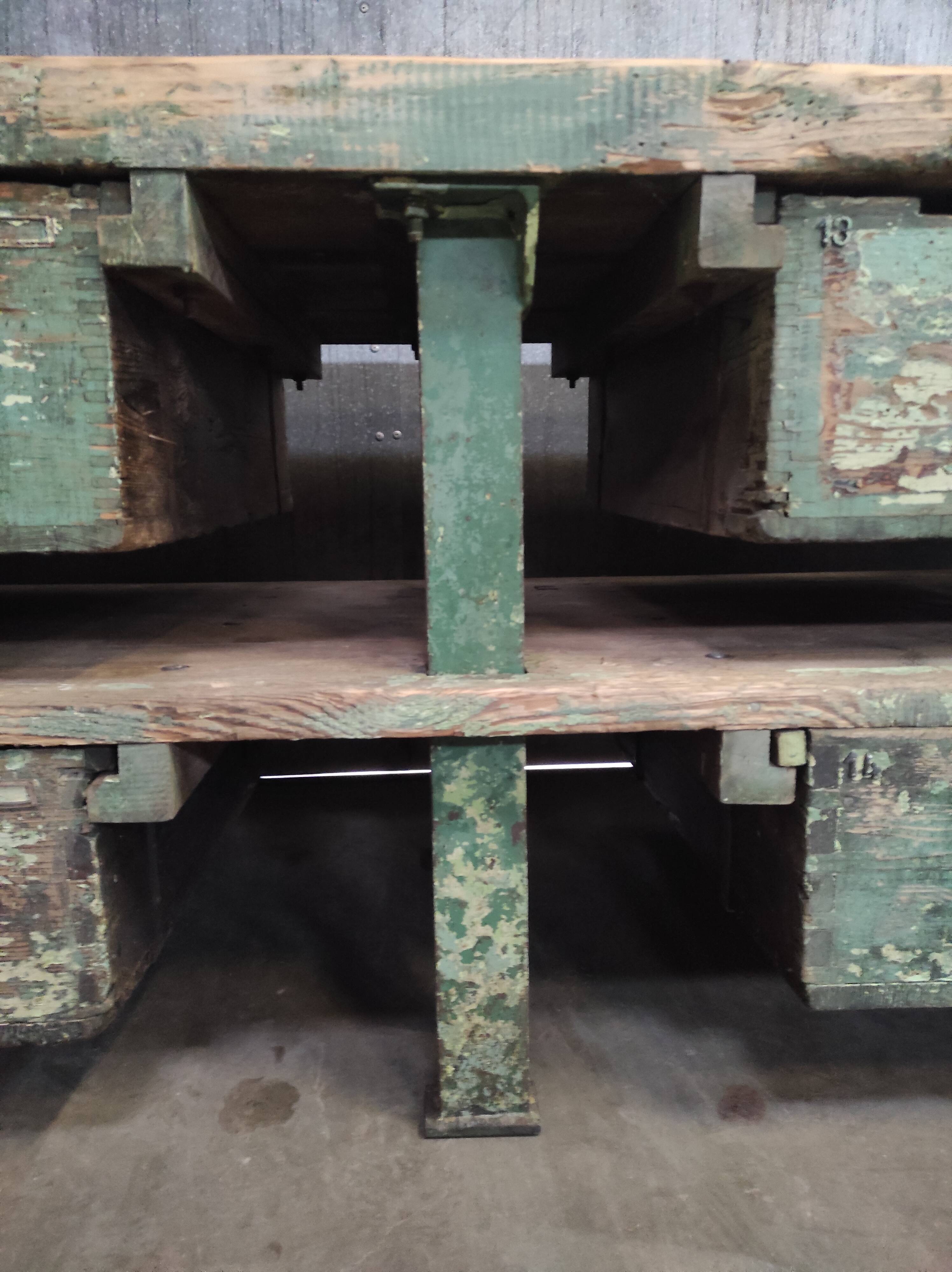 Industrial workbench – metal drawer cabinet with 8 drawers