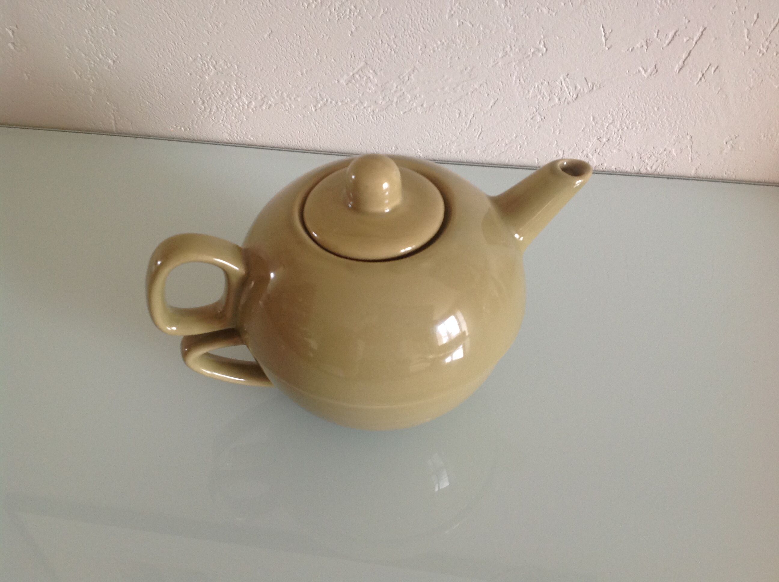 Théière vintage 2 en 1 avec tasse intégrée vert olive