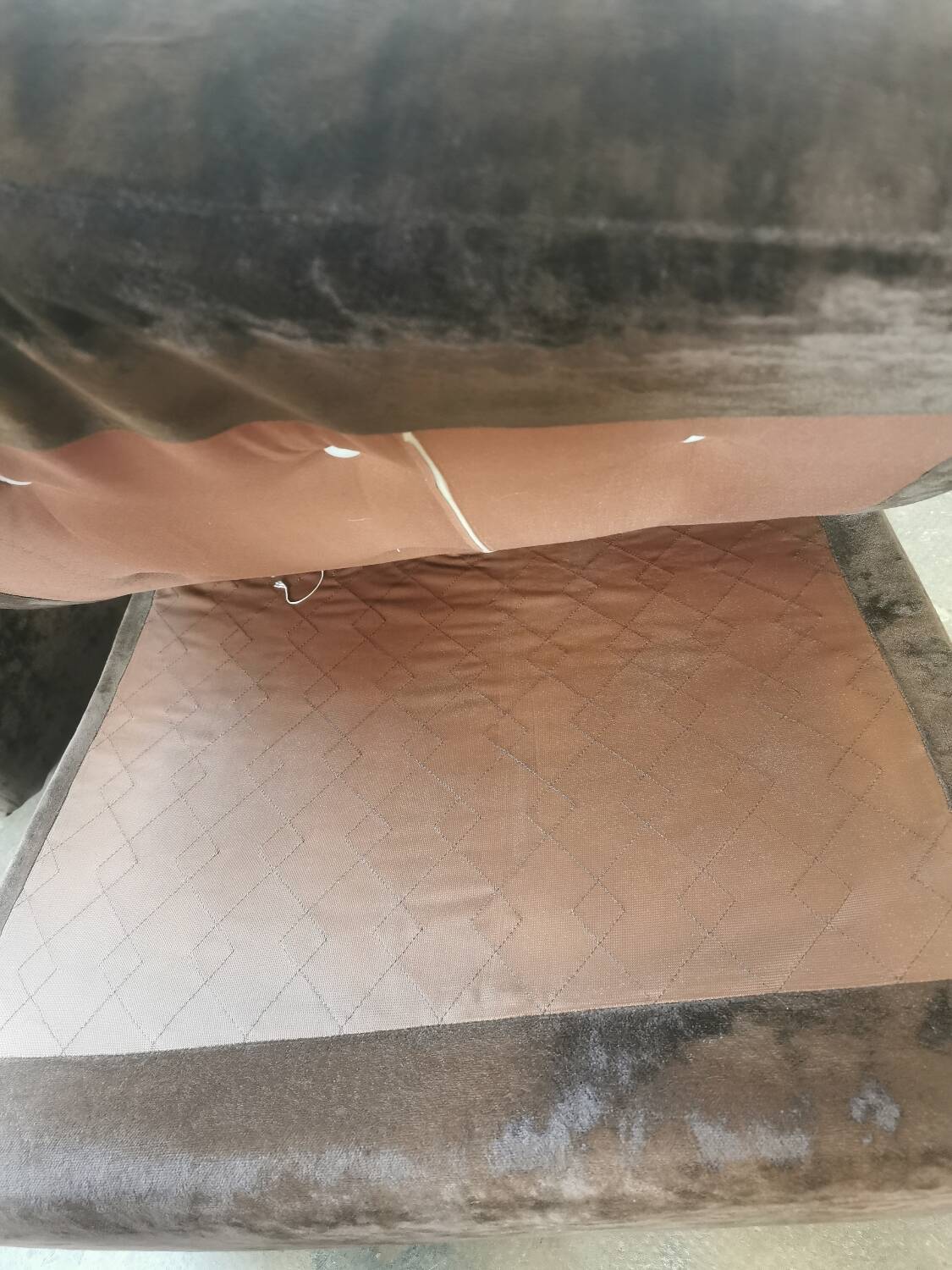 Pair of velvet armchairs from the 70s/80s