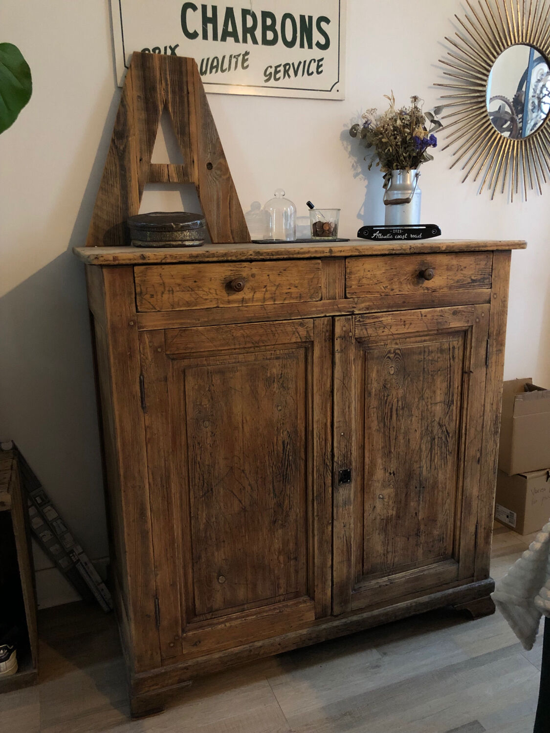 Parisian style buffet