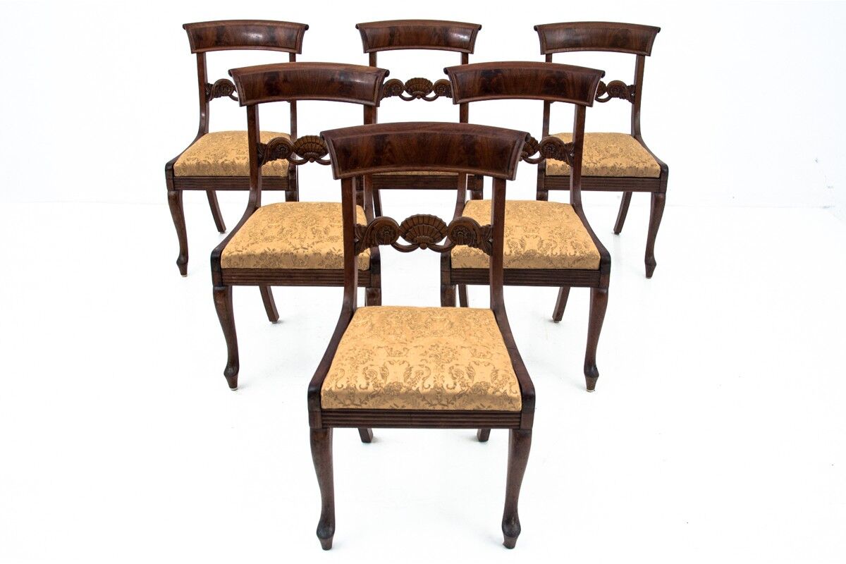 Ensemble de 6 chaises Europe du Nord vers 1900