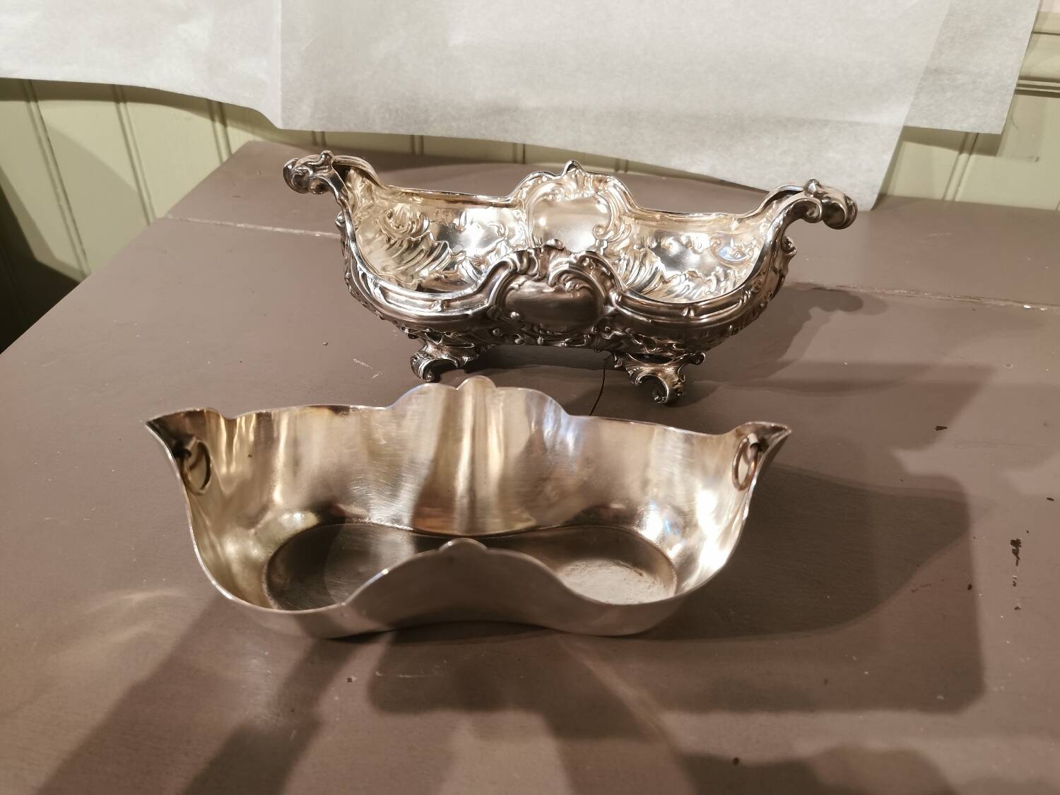 Centre de table en bronze argenté signé Martin