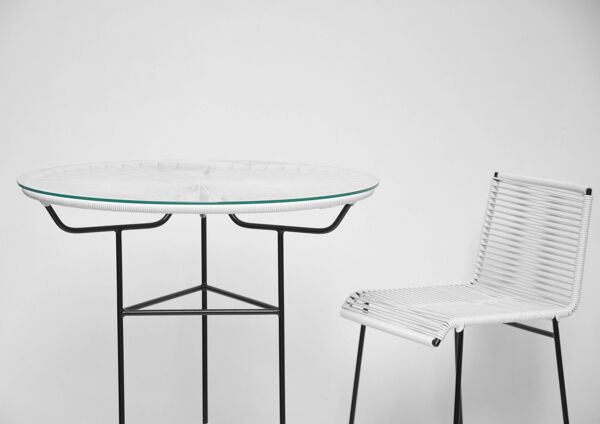 Table mange debout Tampico et 2 tabourets hauts Cenote BOQA